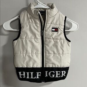 Tommy Hilfiger White and Black Puffer Vest